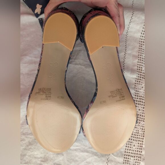 Jessica Simpson JP Monroe Sandals Size 9 Strappy Floral Metallic - Picture 5 of 8